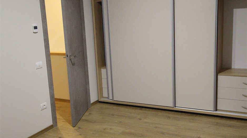 Un camin diferit , gandit pentru nevoile tale. - Poză 15