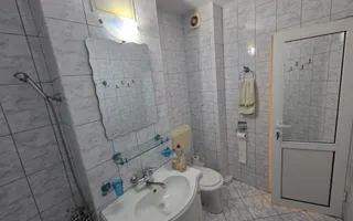 Apartament 2 camere, etaj 1, zonă excelenta - Poză 11