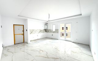 Disponibil imediat. Drum asfaltat. 2 locuri de parcare acoperite. - Poză 1