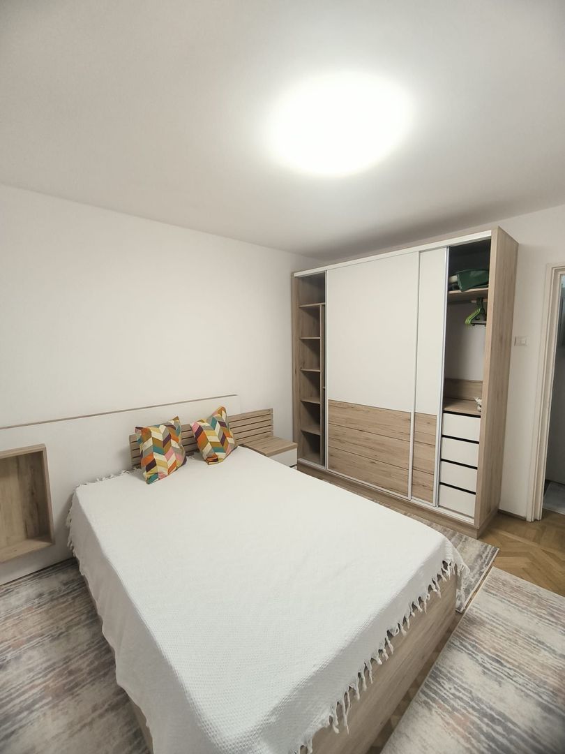 Apartament 2 camere Crangasi - Poză 1