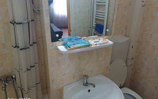 Apartament 2 camere decomandat – Alexandru cel Bun, etaj intermediar, centrală termică proprie - Poză 7