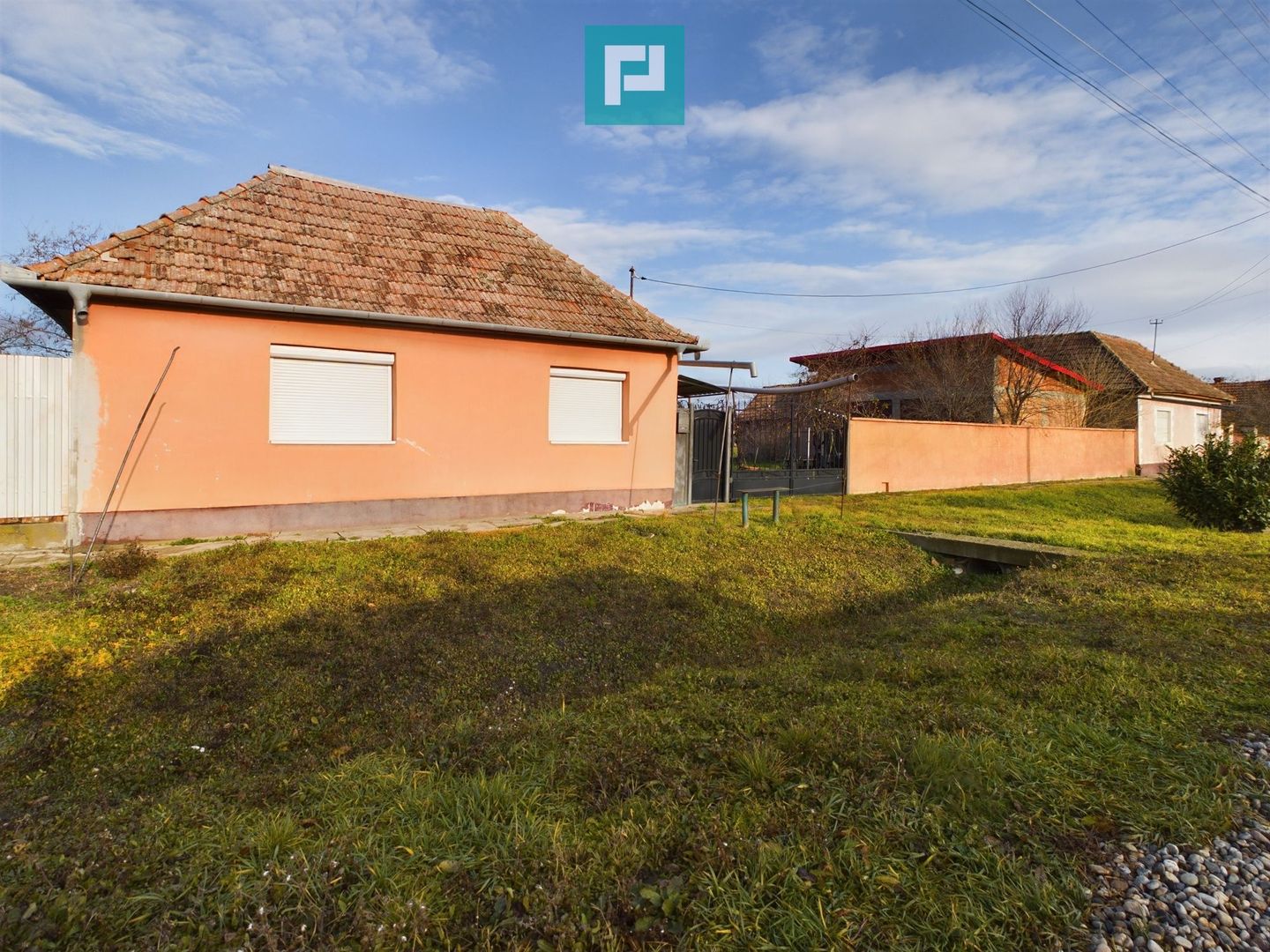 Casă cu teren generos, Turnu - Poză 2