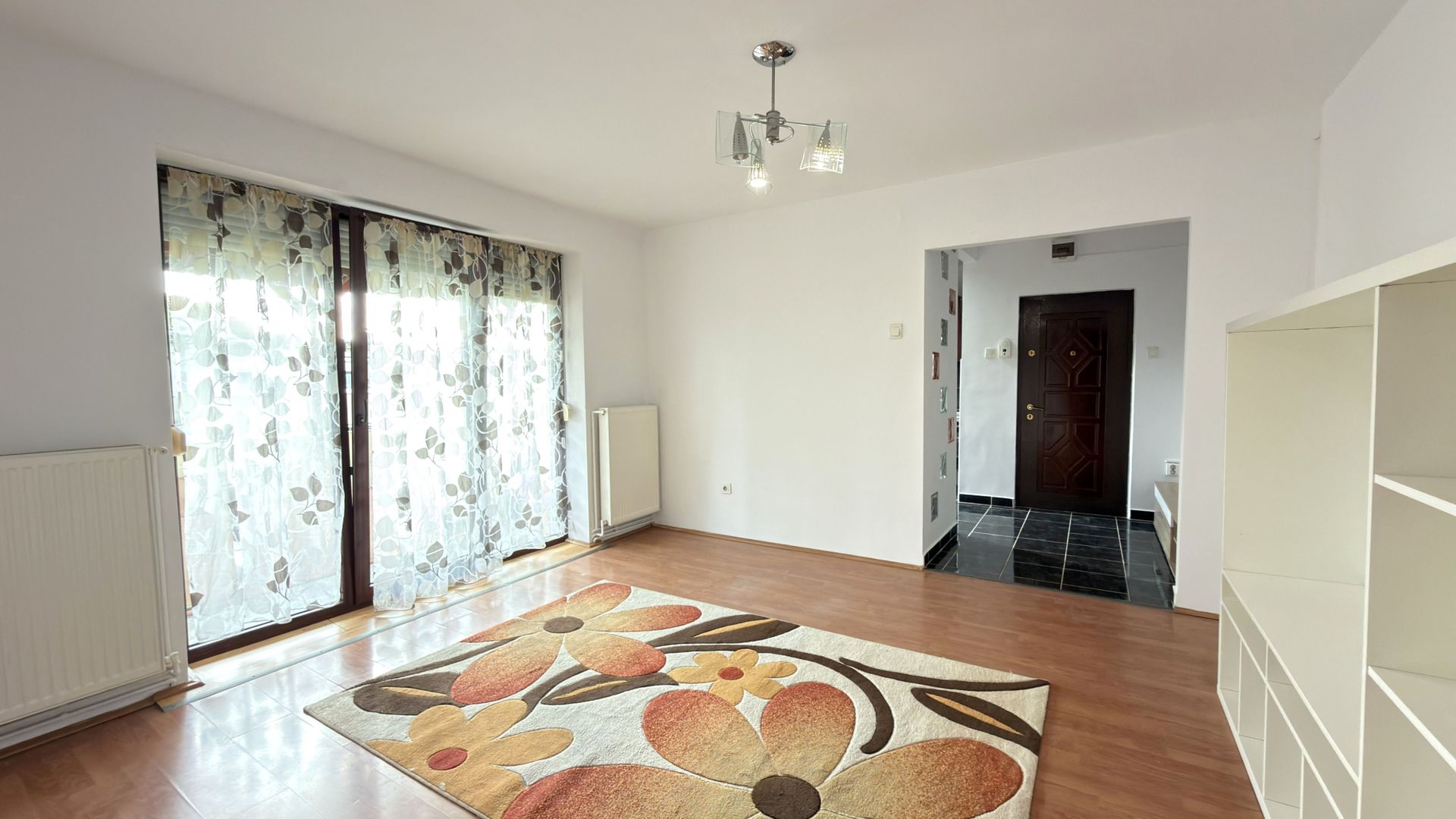 Apartament 2 camere Republicii Etaj III - Carei - Poză 4