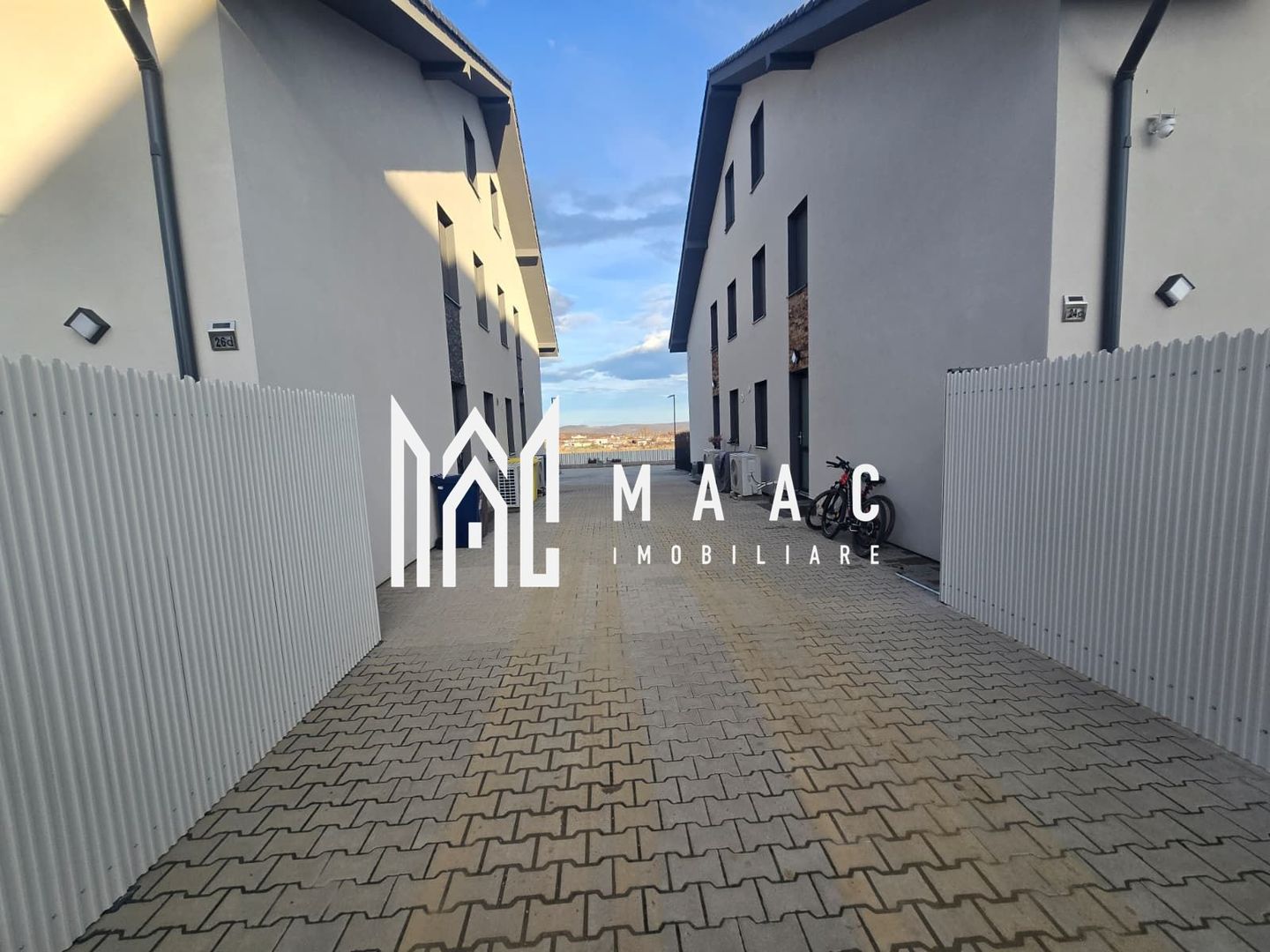 Cvaduplex 4 camere 145 mp teren Calea Cisnadiei - Poză 8