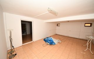 Vila spatioasa, constructie solida, zona micro 17 – Galati - Poză 52