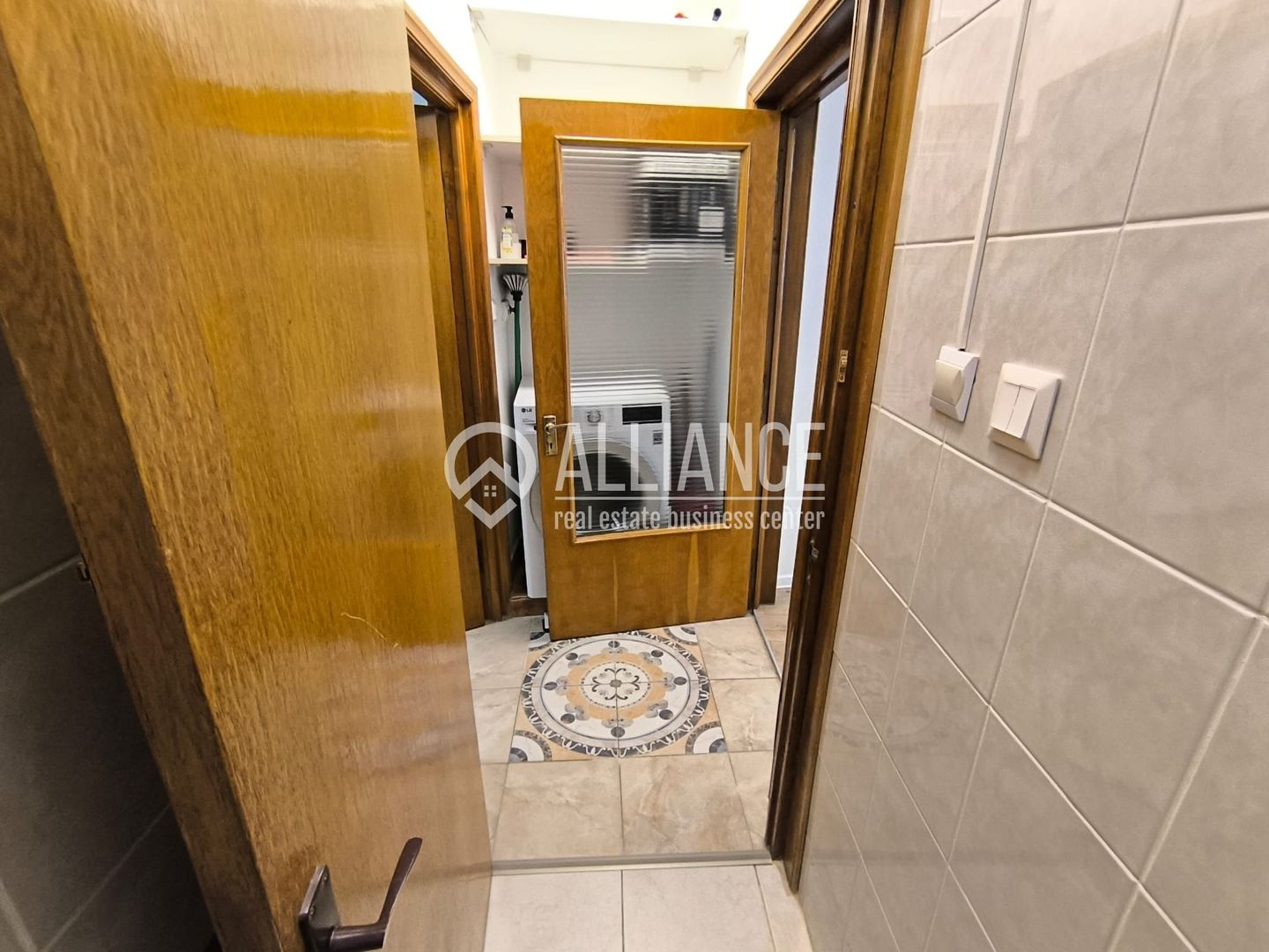 PIATA OVIDIU - 4 Camere de lux ! - Poză 13