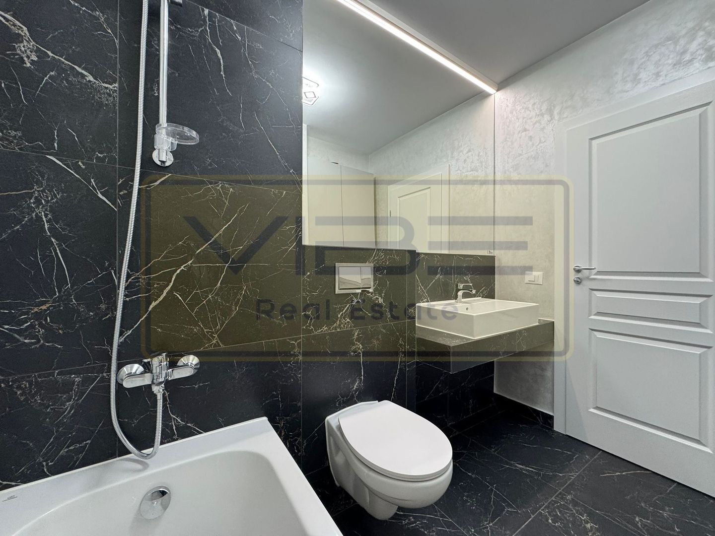 Apartament NOU 2 camere, parcare Comat Towers - Poză 11