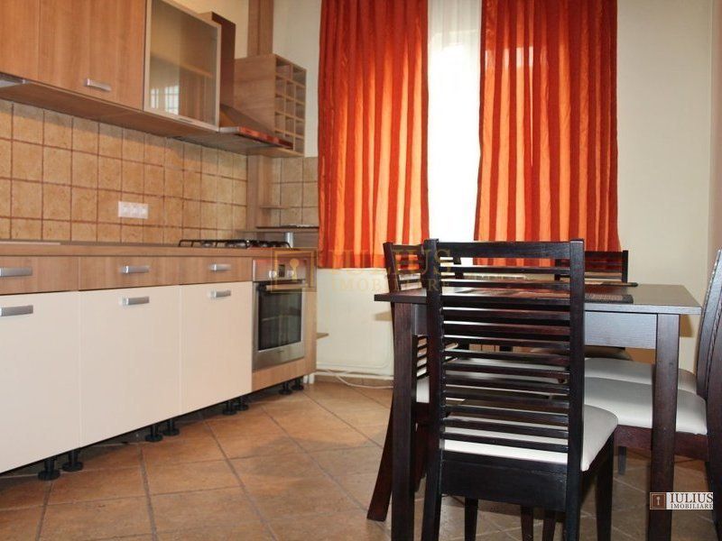 Casa de inchiriat in zona Lipovei - Pomiculturii. Curte comuna, ctr. Anaf. - Poză 3