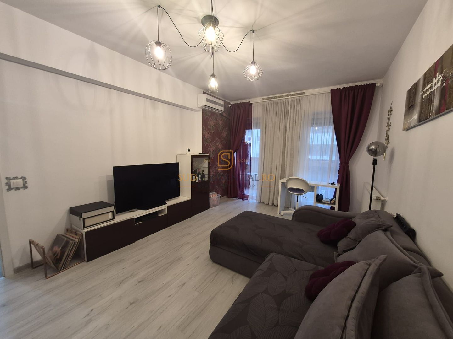 Apartament 2camere, mobilat și utilat, parcare inclusă -Metrou Berceni - Poză 2