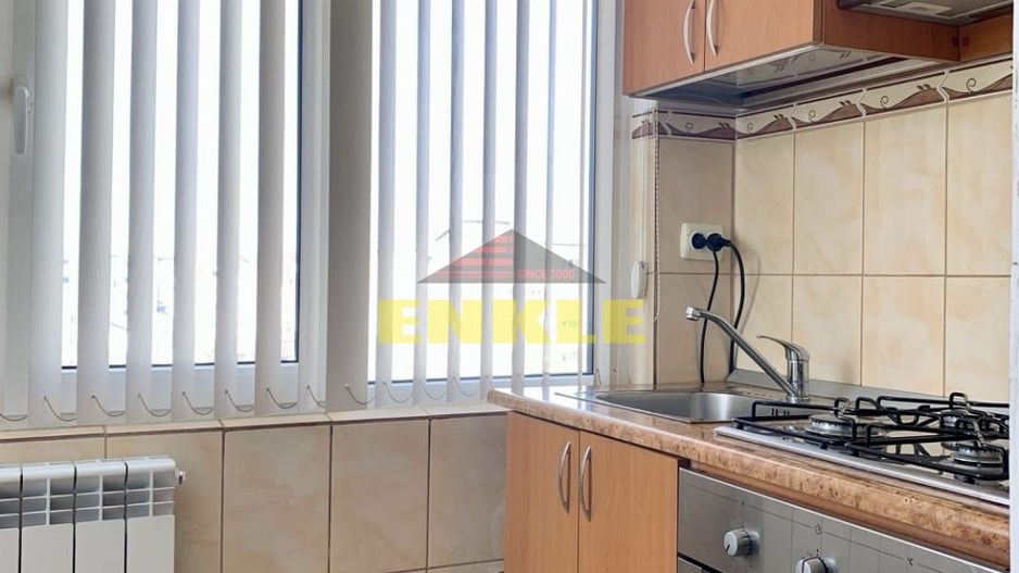 VÂNZARE APARTAMENT 2 CAMERE + MANSARDĂ - Poză 4