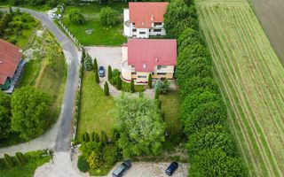 Vila cu 1.500 mp teren, gradina amenajata, linistita zonare,  Halchiu, Brasov - Poză 39