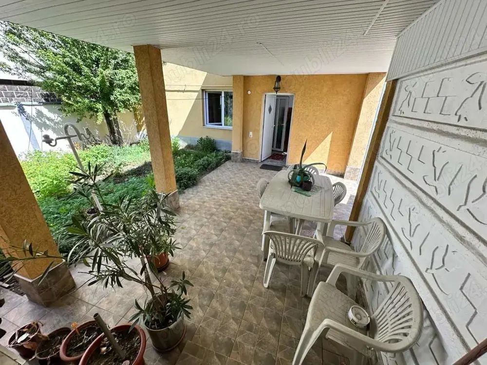 Vand sau schimb Casa P+Et+M -zona Piata Mare Str Bujorului - Poză 4