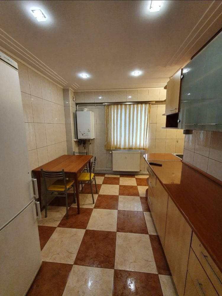 Inchiriez Apartament 3 camere Virtutii - Poză 3