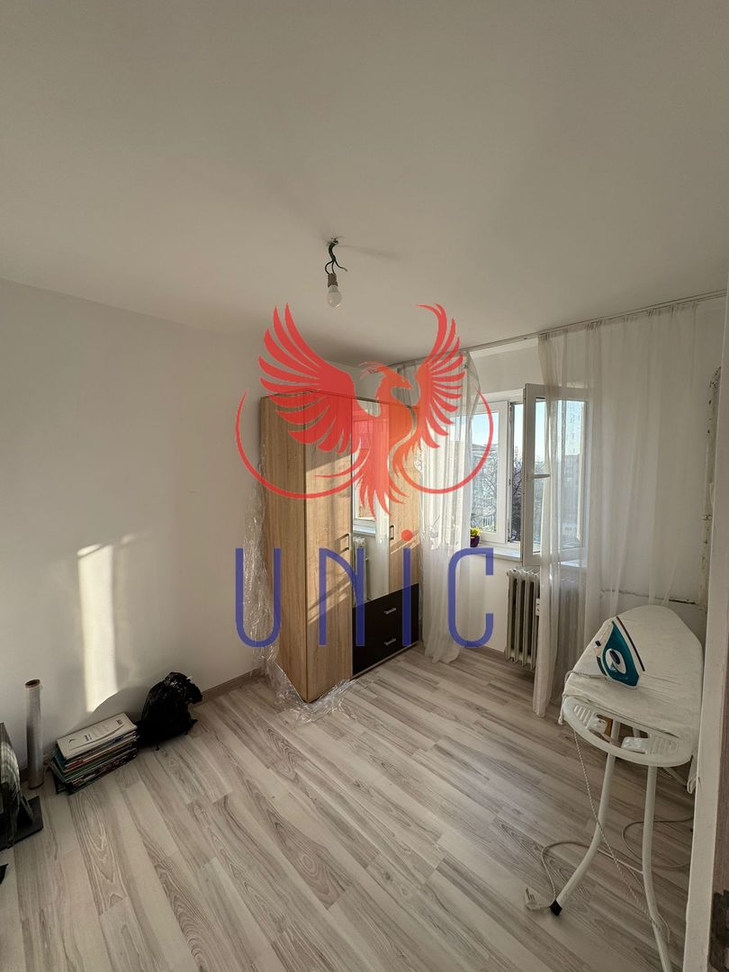 3 camere semidecomandate - 59 000 Euro - Poză 4