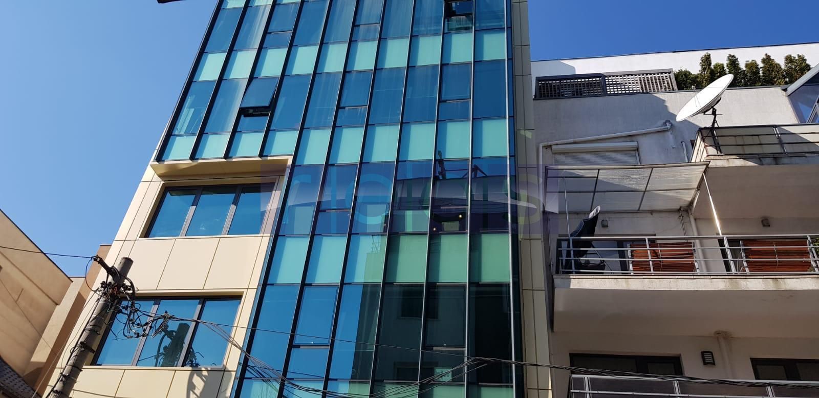 VANZARE CLADIRE BIROURI | ZONA DOROBANTI-BELLER - Poză 1