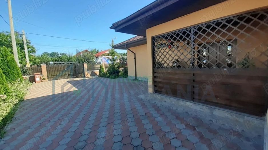 Casă de vânzare - Poză 3