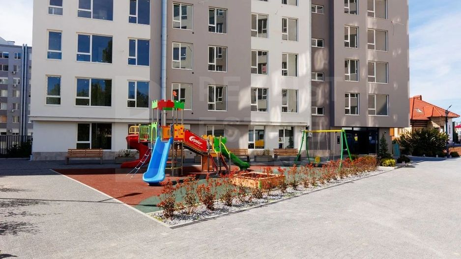 Vânzare, apartament, 2 odăi + living, bd. Cuza Vodă, Botanica - Poză 6