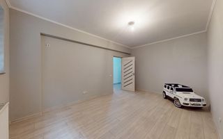 Apart. 3 cam. Decomandat. Demisol/4 in Drumul Bacriului ! - Poză 1