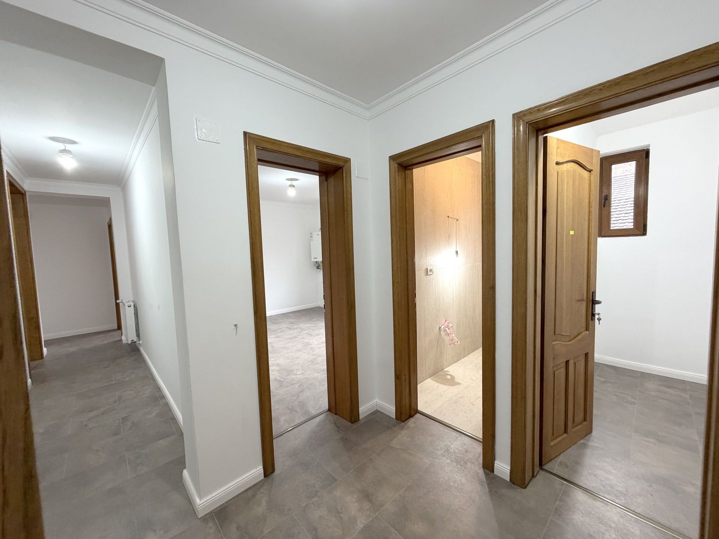 Investitie sau Locuit complex rezidential 4 apartamente cu 3 cam zona centrala - Poză 4