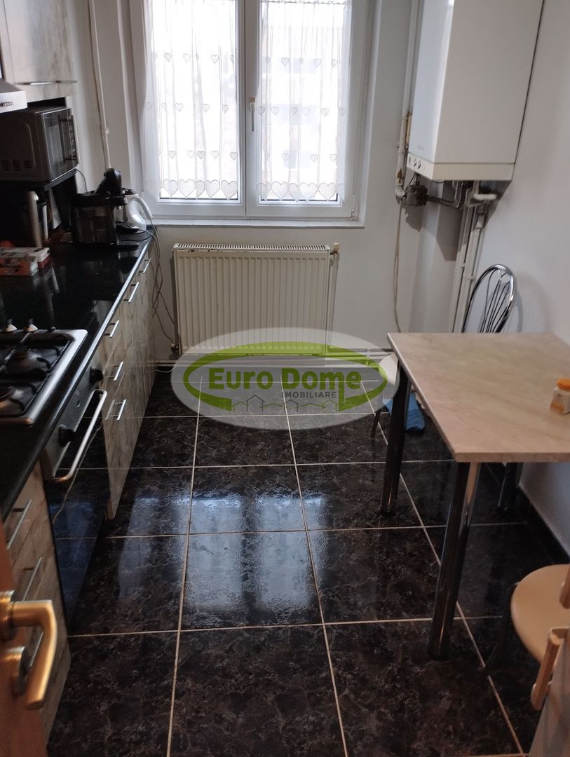 Apartament decomandat centrul Civic - Poză 11