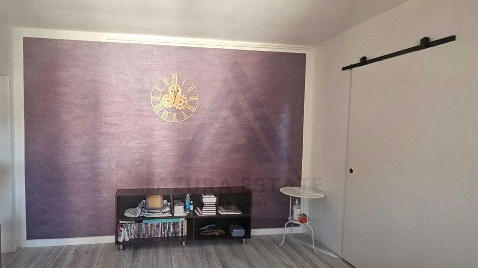 Apartament 45 mp utili etaj 1 baie cu geam partial mobilat pe Brana - Poză 4