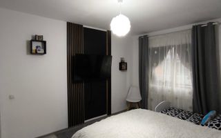 De vanzare un superb apartament de 2 camere in zona Tractorul - Poză 5