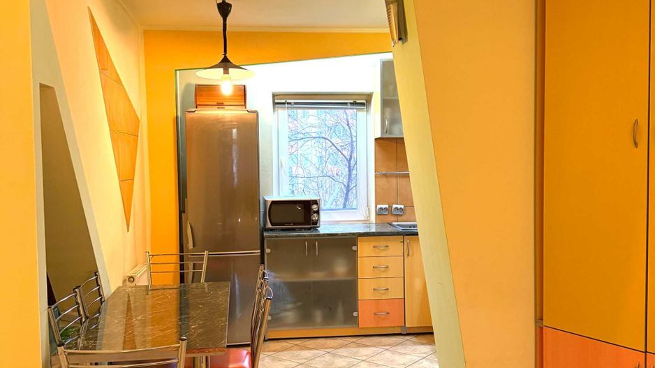 Bucovina | 3 Camere | Decomandat | Etaj Intermediar. - Poză 4