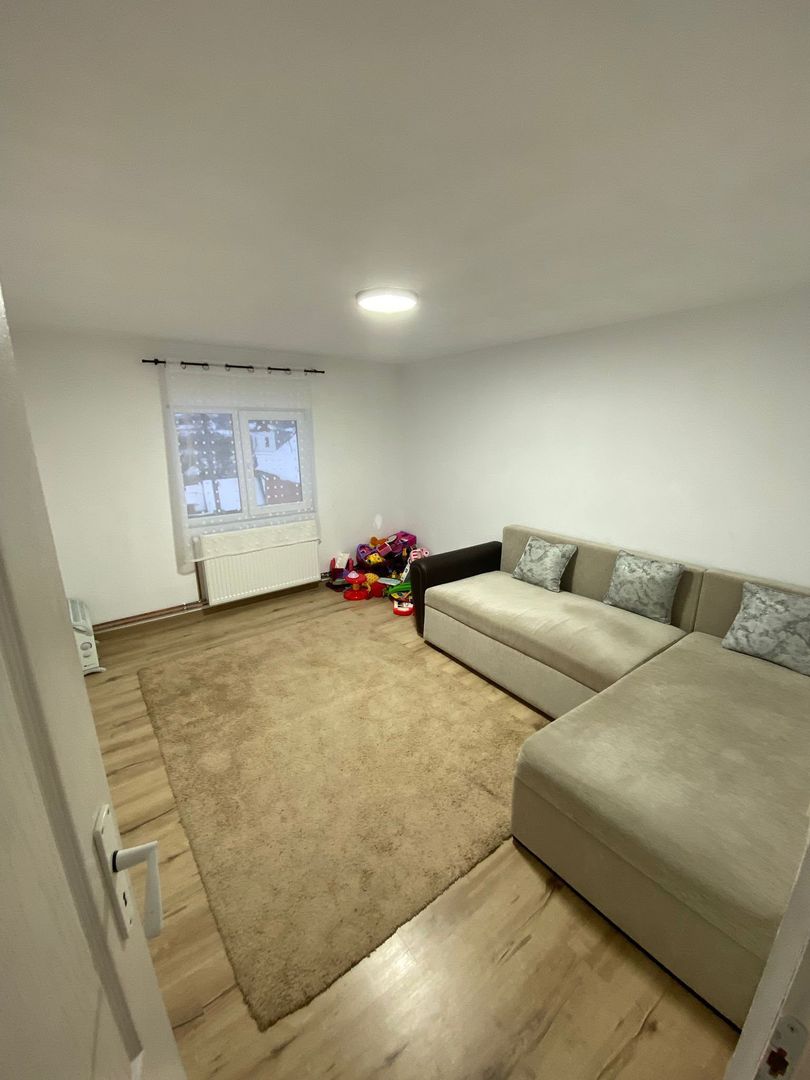 🏠 CASĂ DE VÂNZARE ÎN GLOGOVEȚ, COMUNA VALEA LUNGĂ - Poză 9