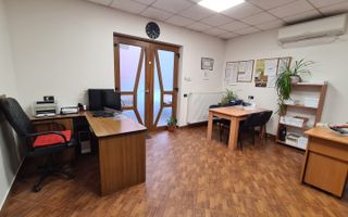 SPATIU COMERCIAL DE VANZARE IN ZONA CENTRALA - Poză 2