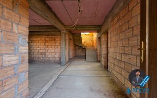 Casă/Vilă de vânzare în Șerbănești, Bacău - Poză 9