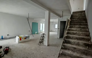 Vila LUX Parter+Etaj(stil mediteranean) in Sanpetru Calea Harmanului - Poză 11