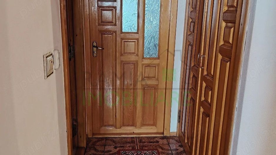 Apartament 3 camere decomandat, etaj 1, 2 balcoane și garaj – Râșnov - Poză 7