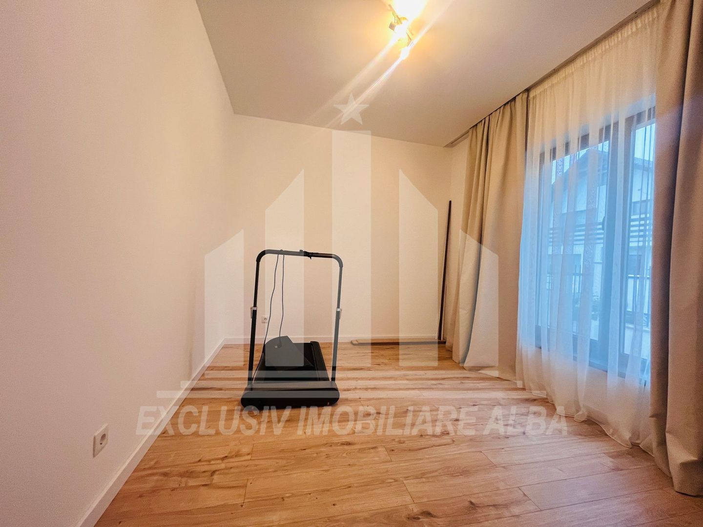 Casa individuala de inchiriat, Orizont - Poză 6