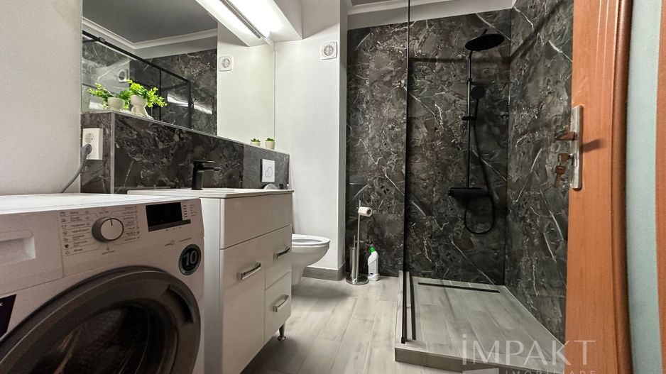 Apartament de inchiriat cu 3 camere,zona semicentrala! - Poză 9