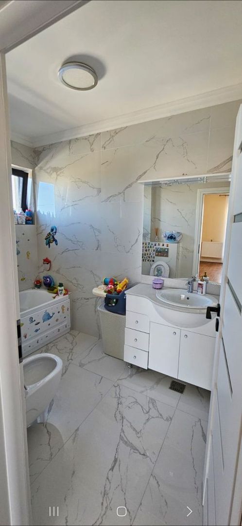 Apartament 3 camera - Poză 6