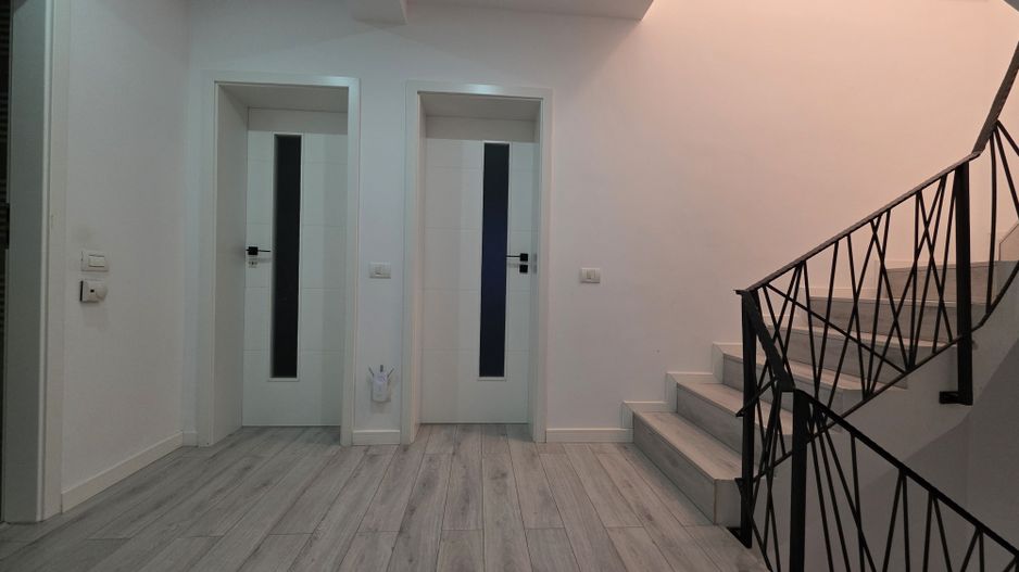 Casă de vânzare mobilata complet 6 camere, 325 mp construiți Aviației - Poză 14