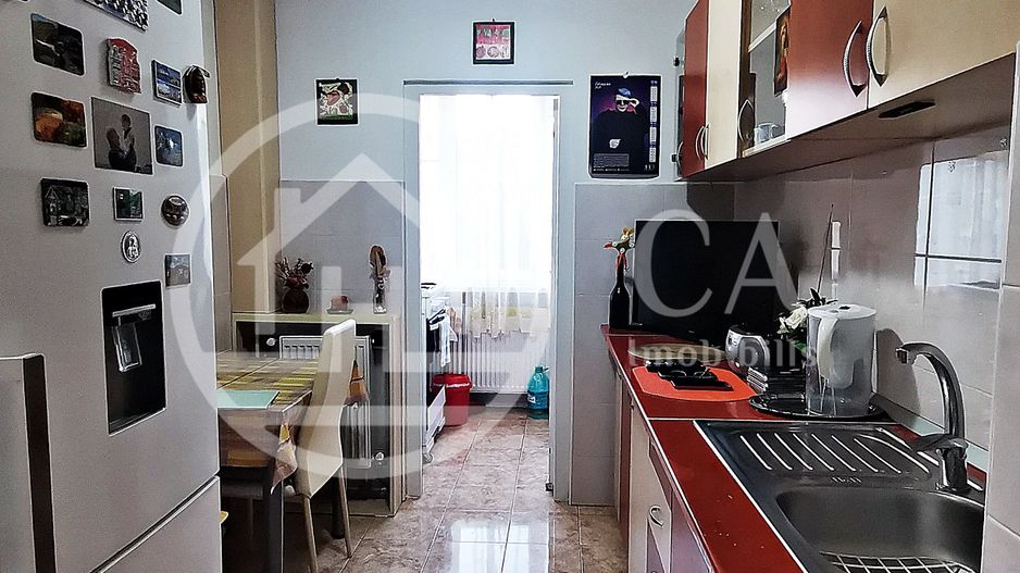 Apartament cu 3 camere de vanzare in zona Decebal, Oradea - Poză 9