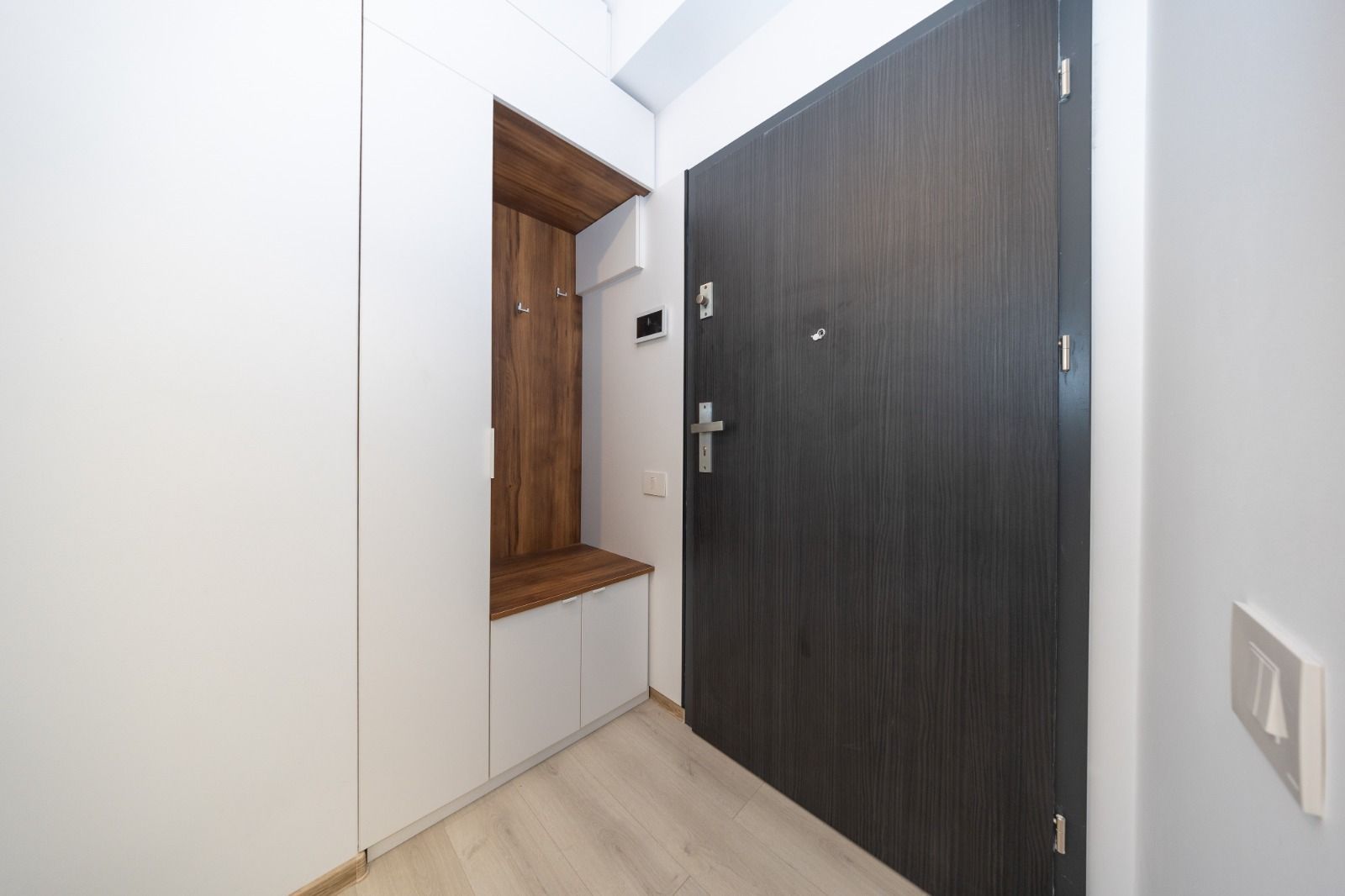 Apartament Alphaville cu vedere superba spre Tampa - Poză 13