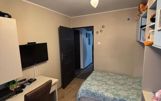 Vând apartament 3 camere Între Lacuri - Poză 5