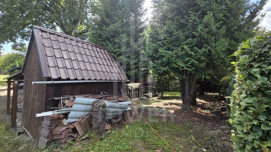 Teren deosebit cu cabană din lemn, Tocile – locație liniștită - Poză 21