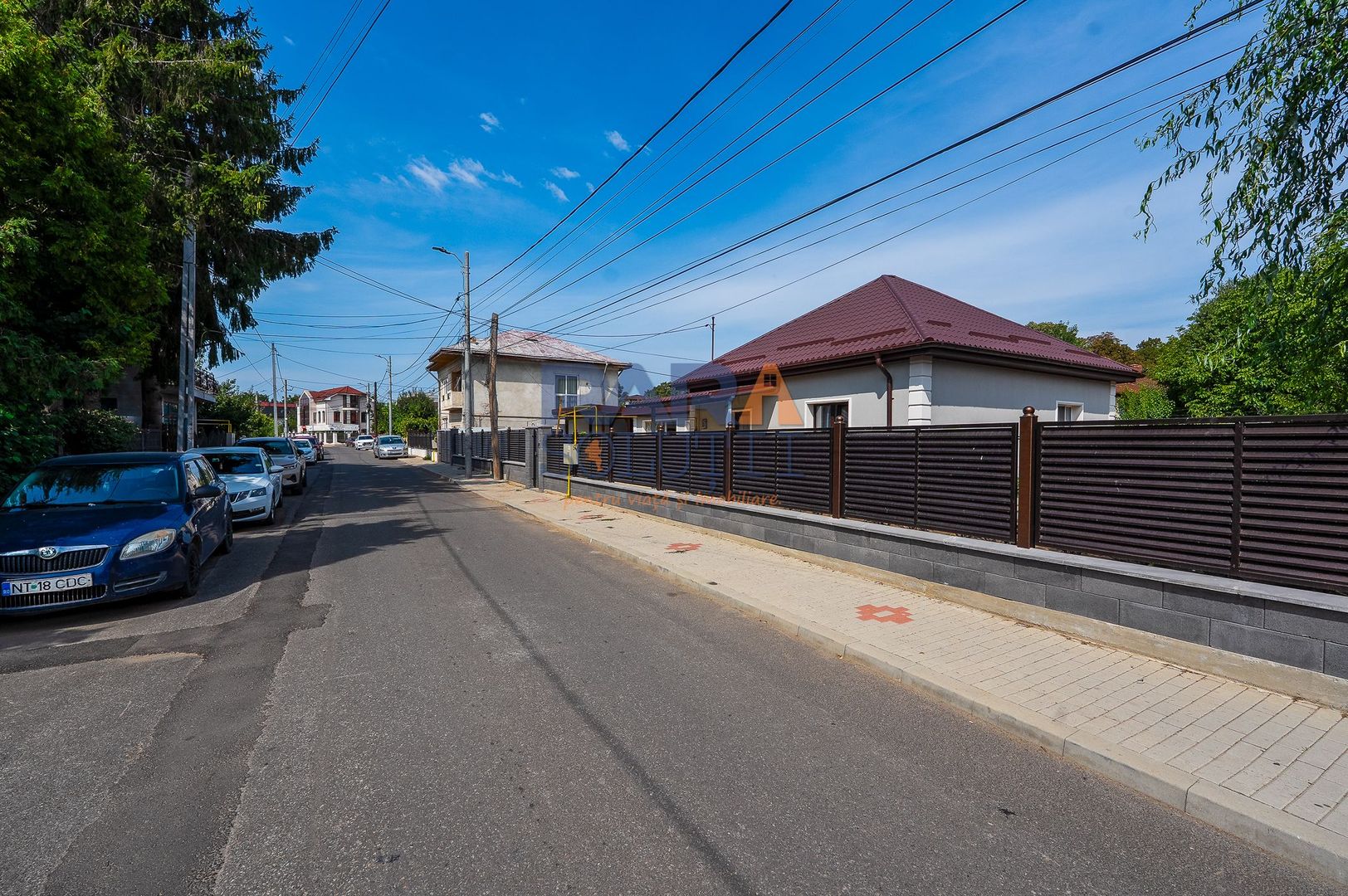 Ocazie rară: Casă în zona Spitalului Municipal Roman - Poză 17