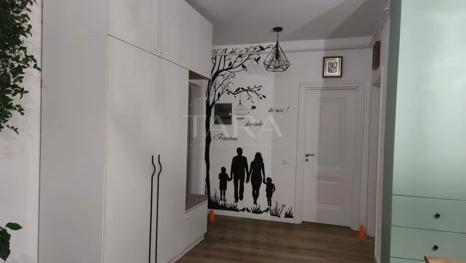 Oferim spre vânzare apartament cu 3 camere situat în Dâmbul Rotund. - Poză 2