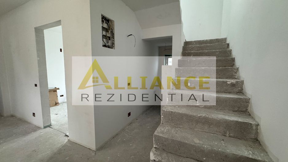VILA TIP DUPLEX 4 CAMERE langa intrare Autostrada A0 CARTIER ALLEGRIA - Poză 25