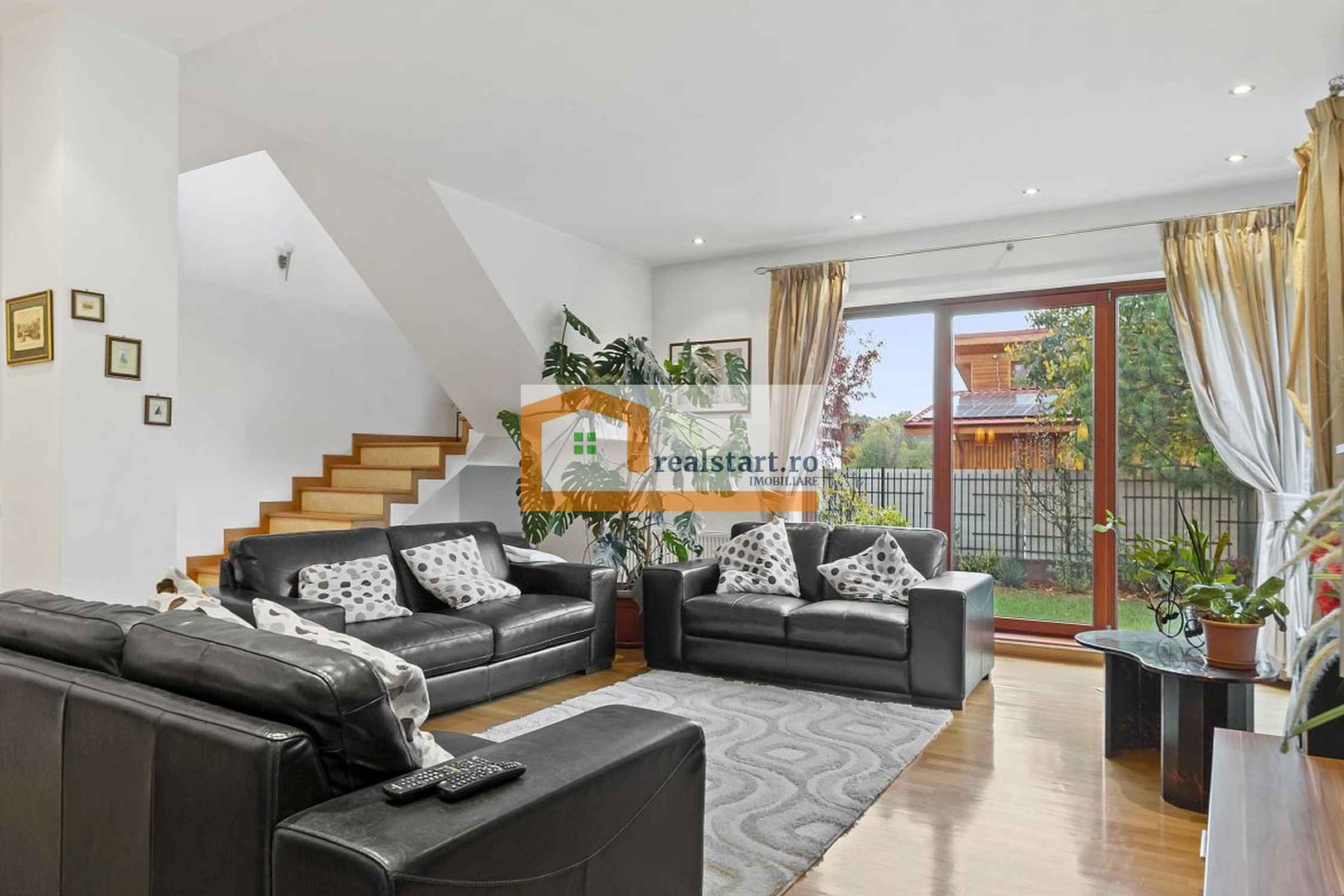 La Liziera Padure, Vila cu teren 685mp, mobilata si utilata - Schiță 3