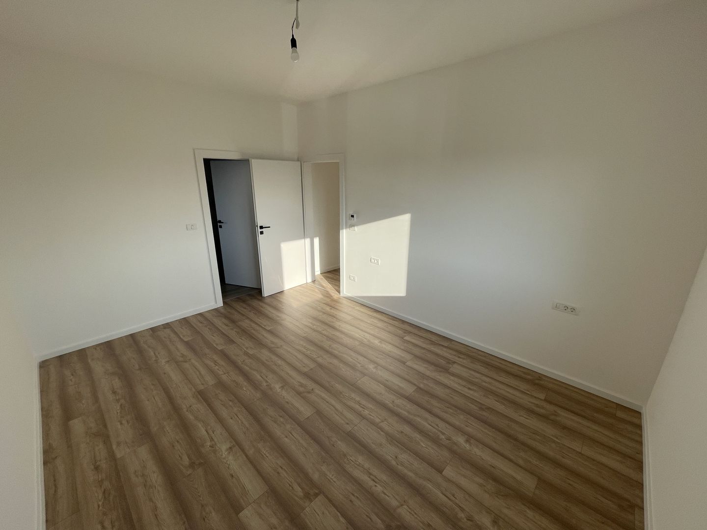 Dezvoltator | Apartamente disponibile imediat | 3 camere | 2 bai - Poză 10