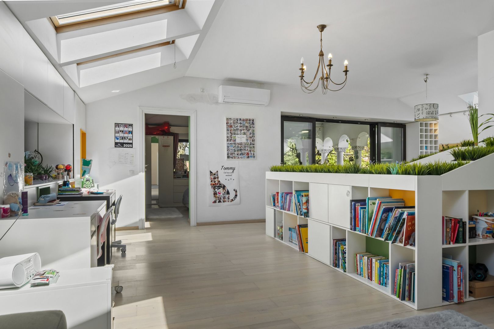 Eleganță și Spațiu în Inima Cartierului Domenii | Apartament cu 5 Camere în Vilă - Poză 17