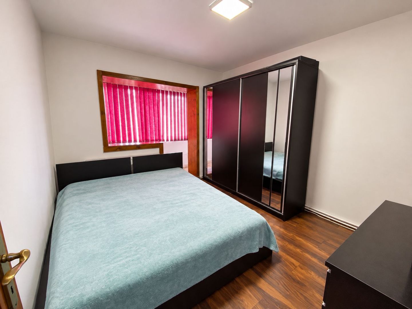 COMISION 0%, Apartament 3 Camere, Decomandat, 2 Balcoane, Zona Lipovei - Poză 5