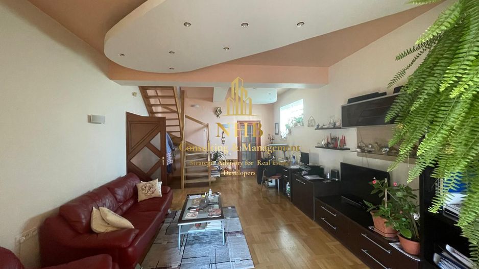 Ocazie rara! Vila de 4 camere in Baneasa + garaj - Poză 2