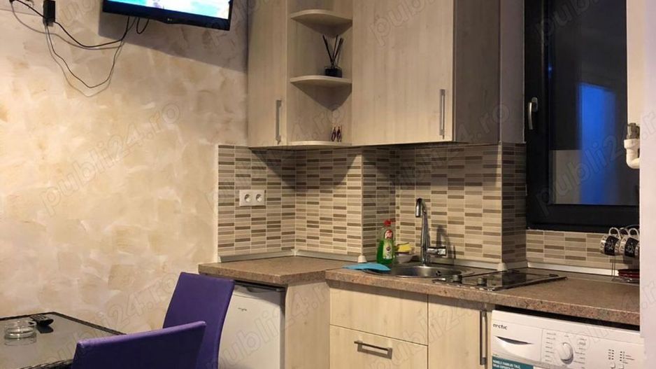 Apartament cu 2 camere Ultracentral - Poză 4