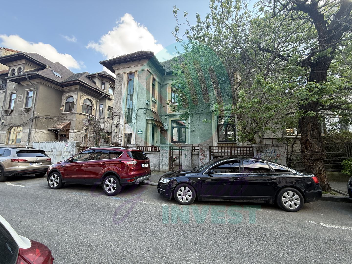 Eleganta, stil si mult potential intr-un apartament interbelic de 3 camere - Poză 16